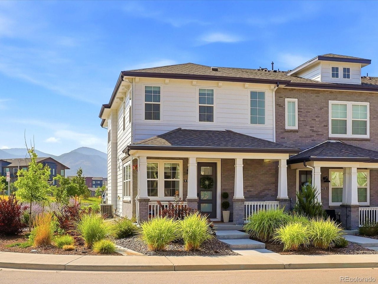Photo of 9719 Browns Peak Cir Littleton CO 80125