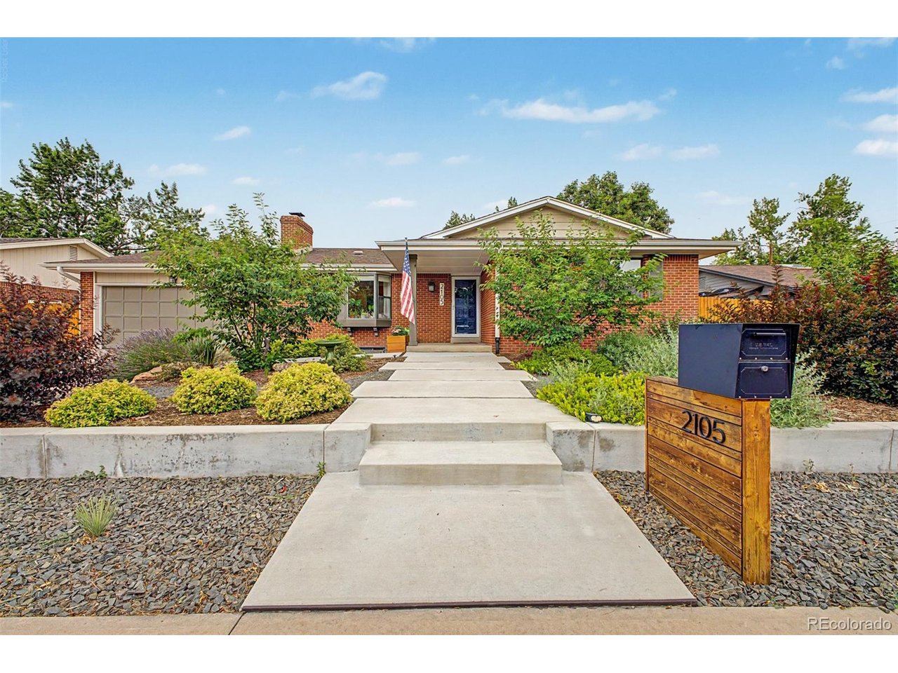 Photo of 2105 Lewis St Denver CO 80215