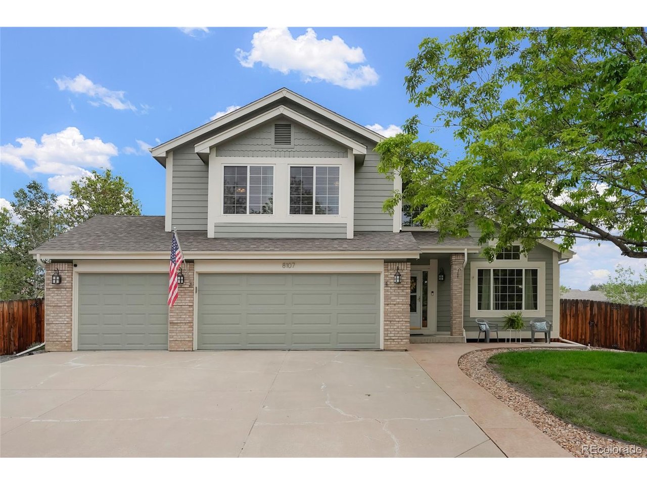 Photo of 8107 W Morraine Dr Littleton CO 80128