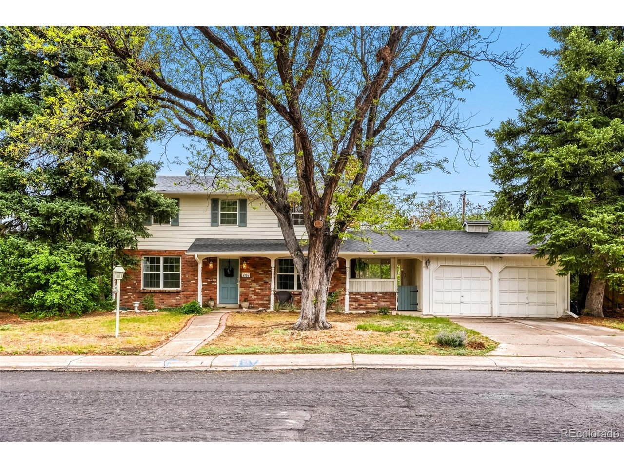 Photo of 3320 S Locust St Denver CO 80222