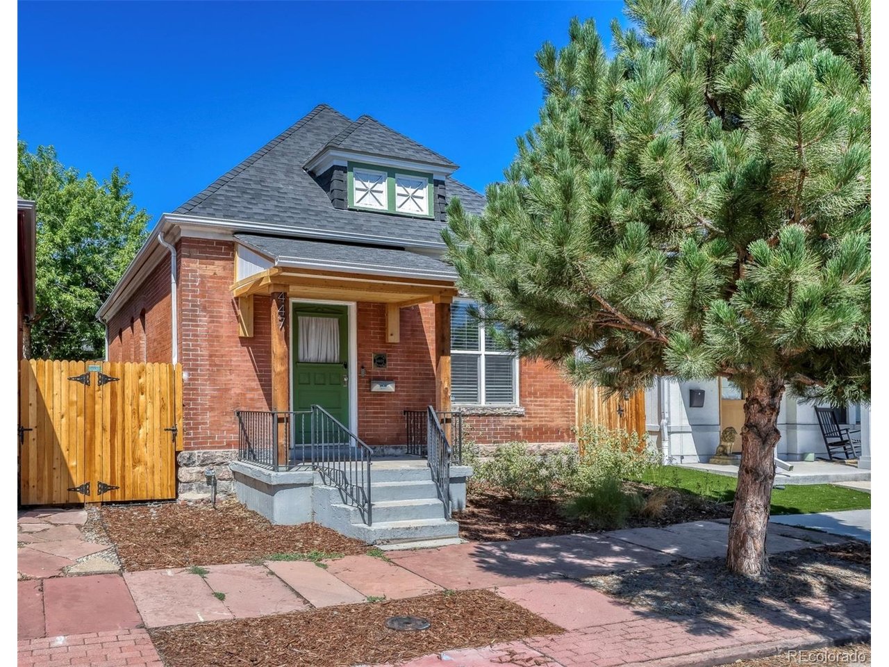 Photo of 447 Cherokee St Denver CO 80204