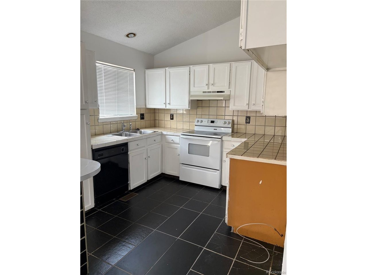 Photo of 1553 S Carson St Aurora CO 80012