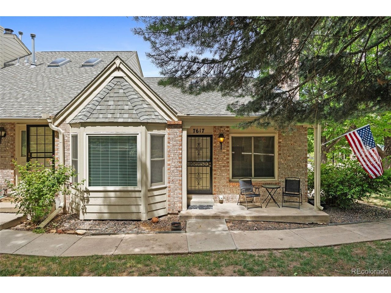 Photo of 7617 S Cove Cir Centennial CO 80122