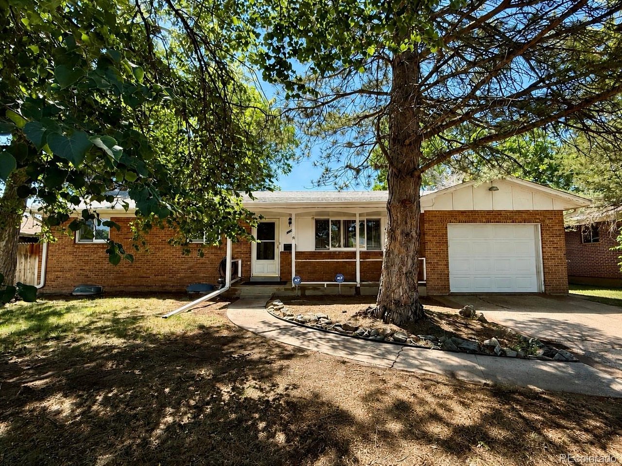 Photo of 1489 S Carr St Lakewood CO 80232