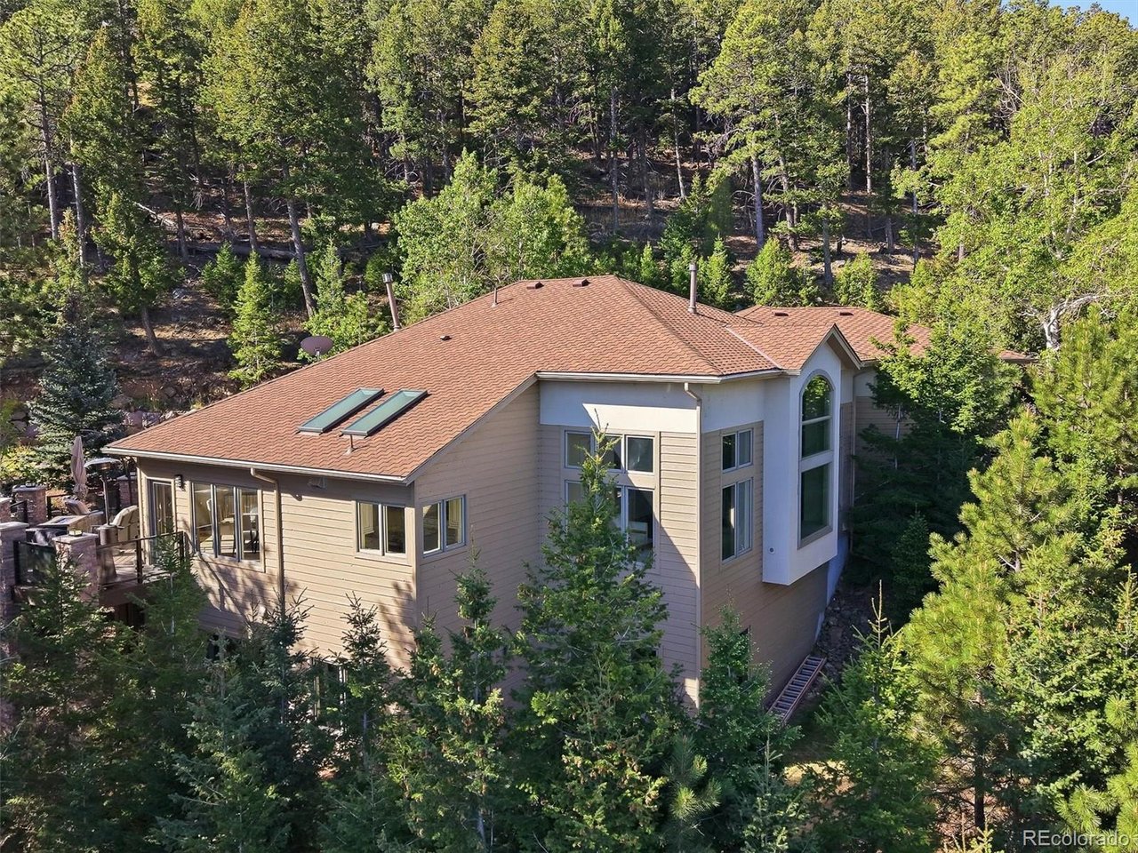 Photo of 23331 Morning Rose Dr Golden CO 80401