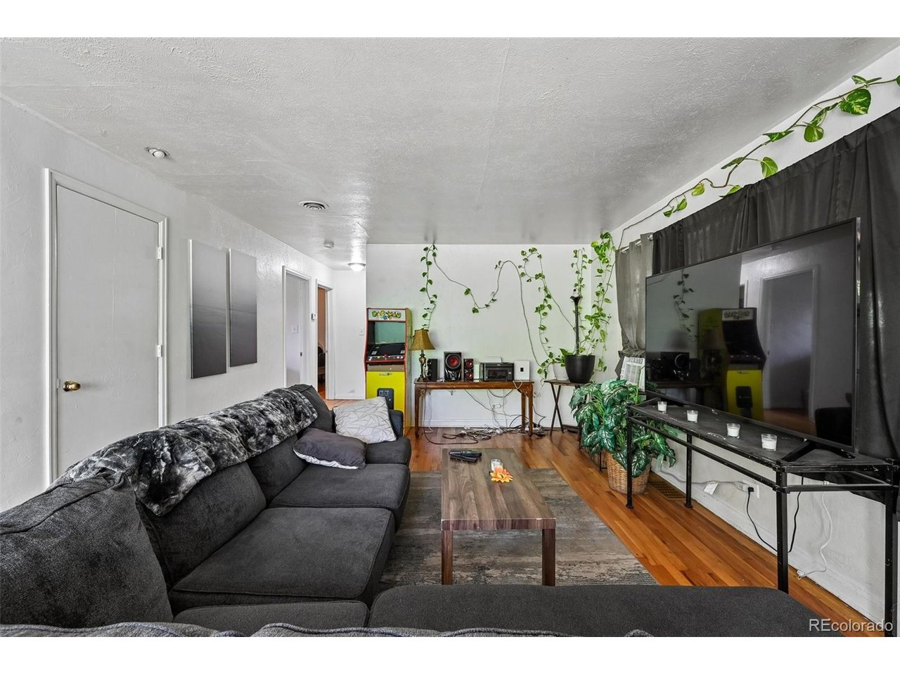 Photo of 3831 S Knox Ct Denver CO 80236