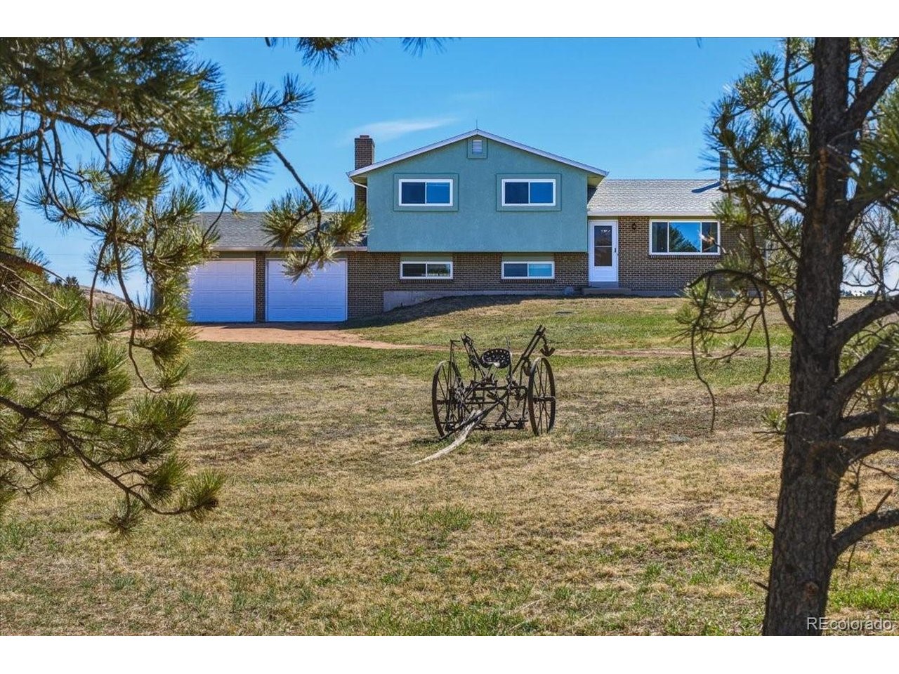 Photo of 12720 Mesa View Rd Larkspur CO 80118