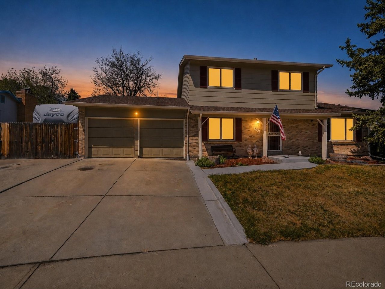 Photo of 4827 S Lewis Ct Littleton CO 80127
