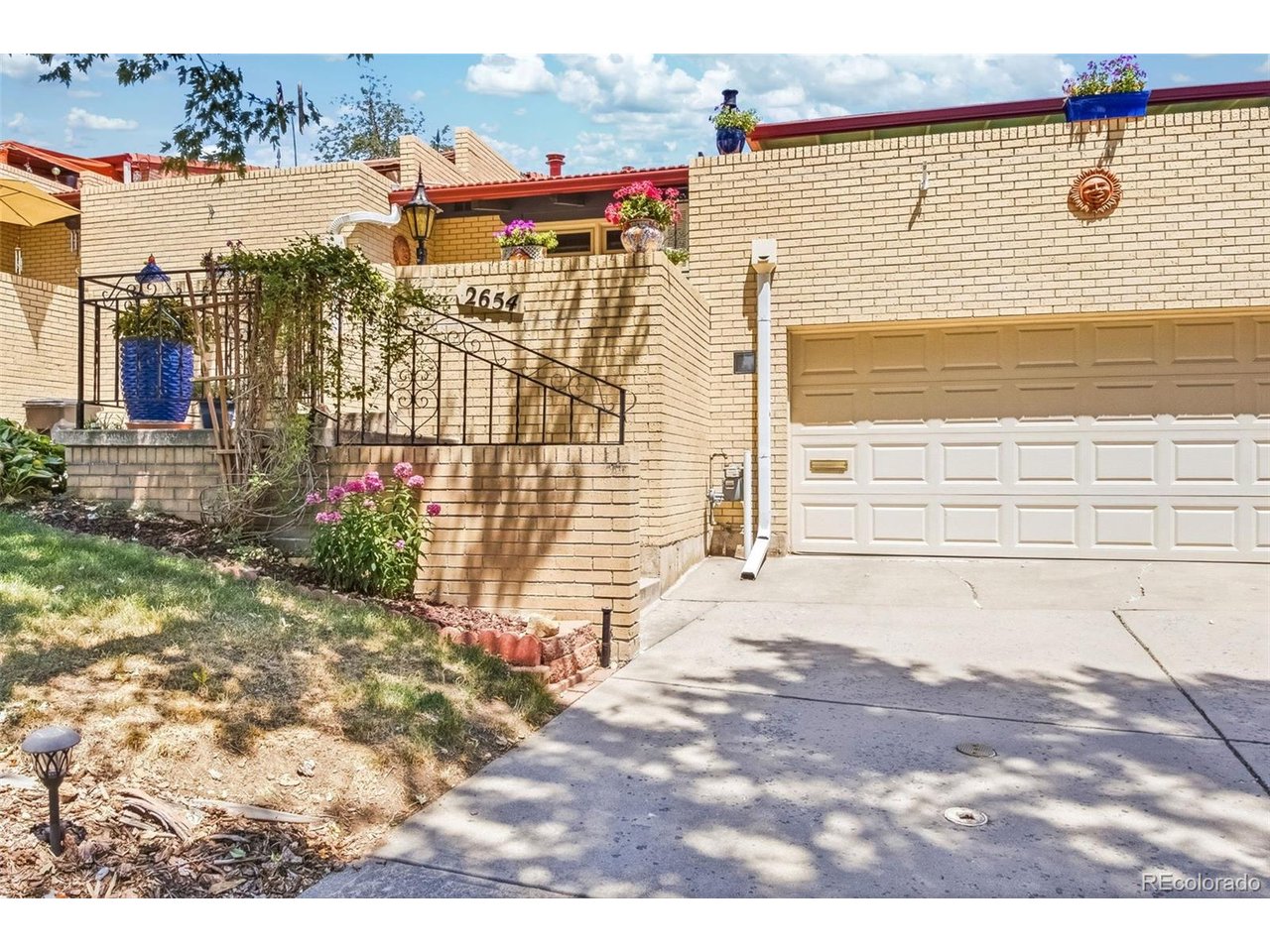 Photo of 2654 S Ames Way Lakewood CO 80227