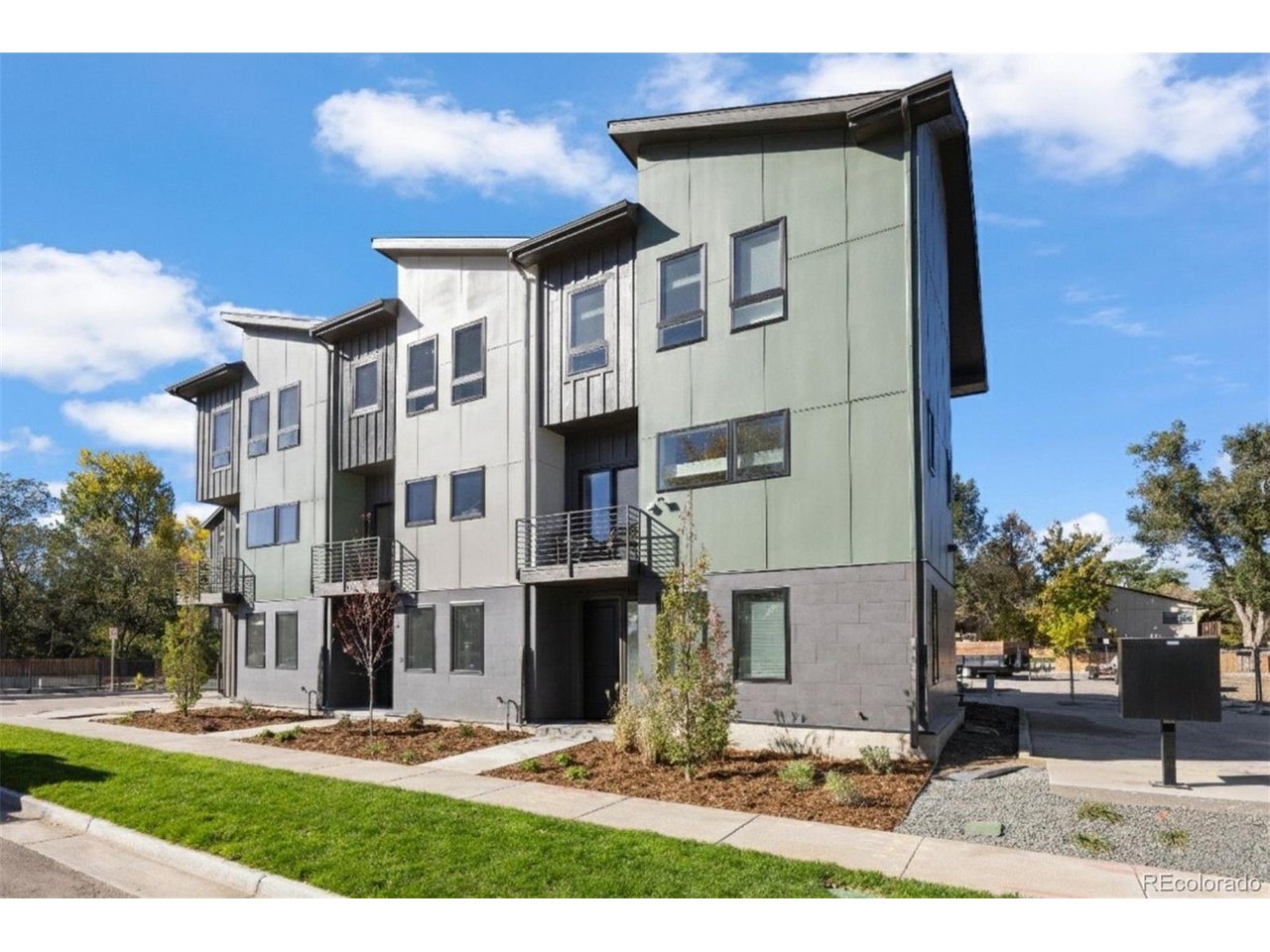 Photo of 8408 W 52nd Ave Arvada CO 80002