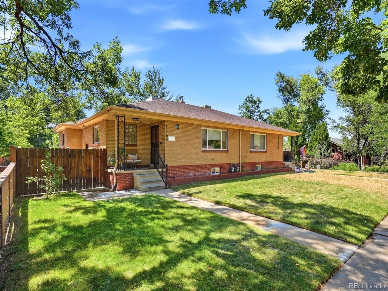 Photo of 3863 Perry St Denver CO 80212