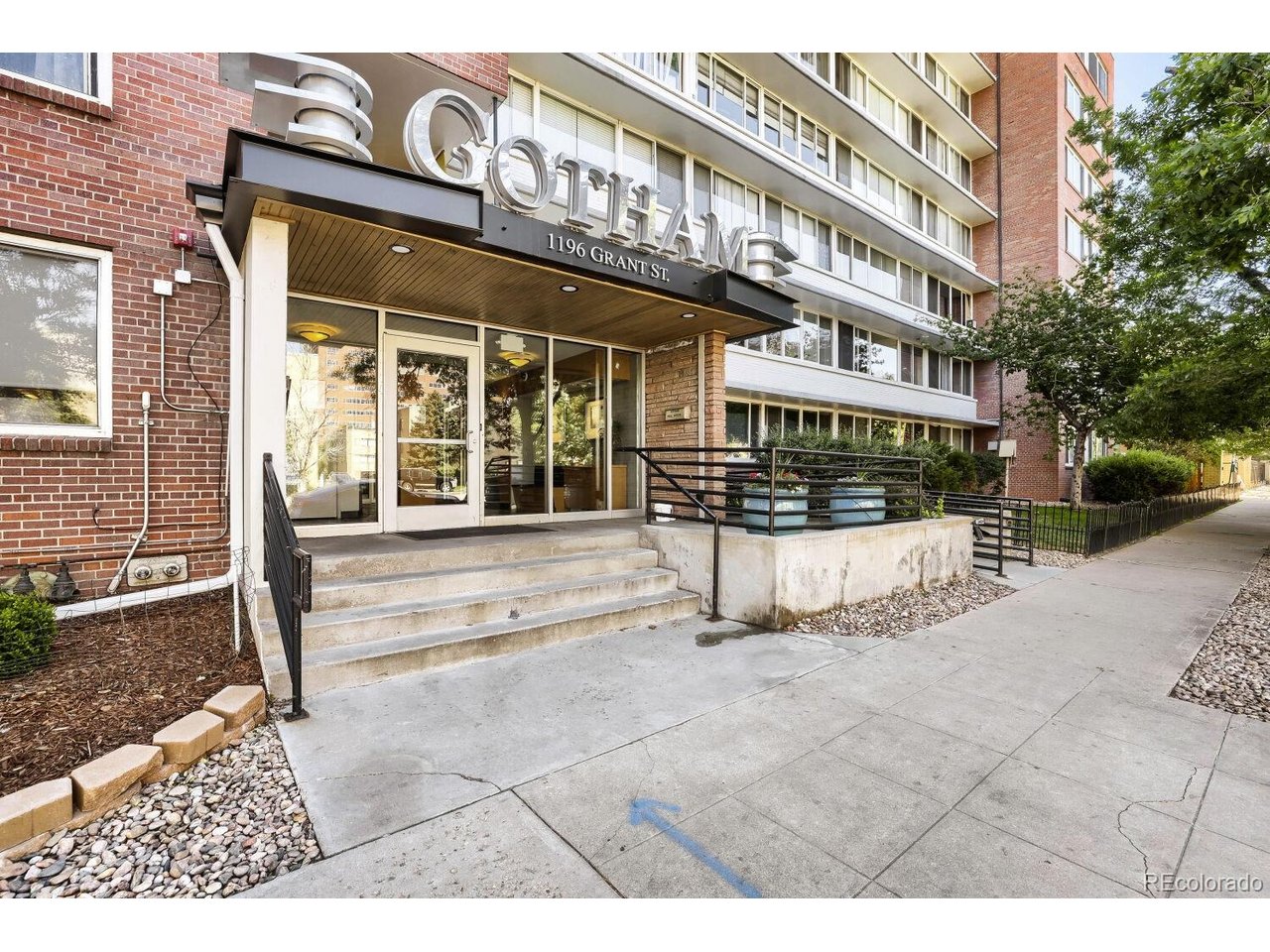 Photo of 1196 N Grant St #305 Denver CO 80203