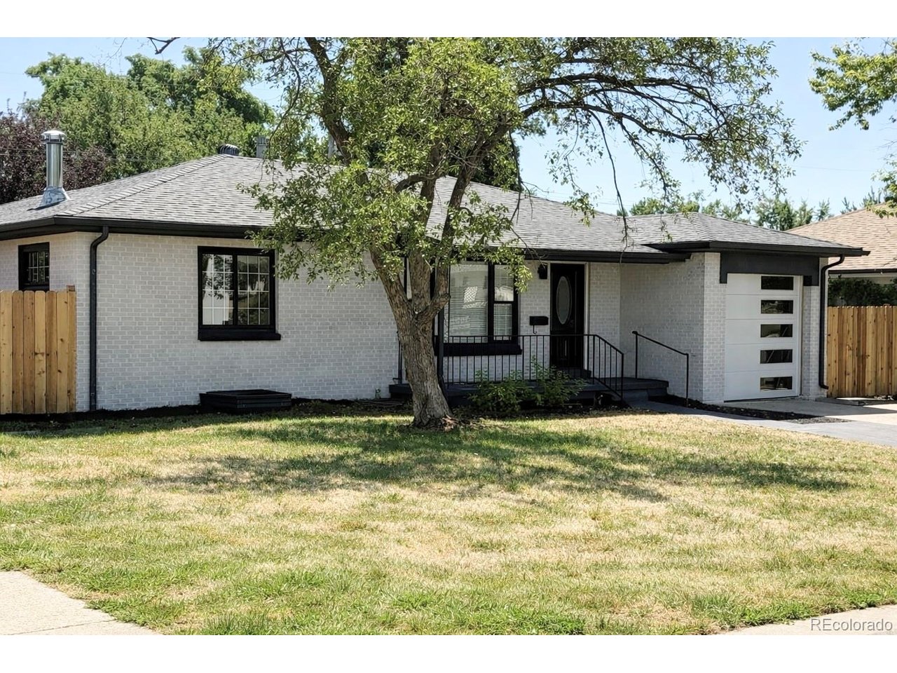 Photo of 1170 S Gray St Lakewood CO 80232