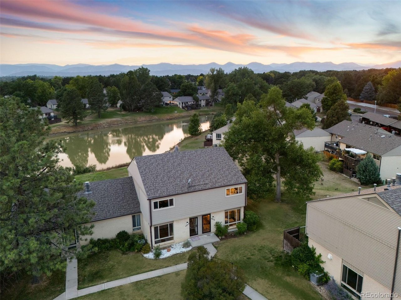 Photo of 4416 W Pondview Dr Littleton CO 80123