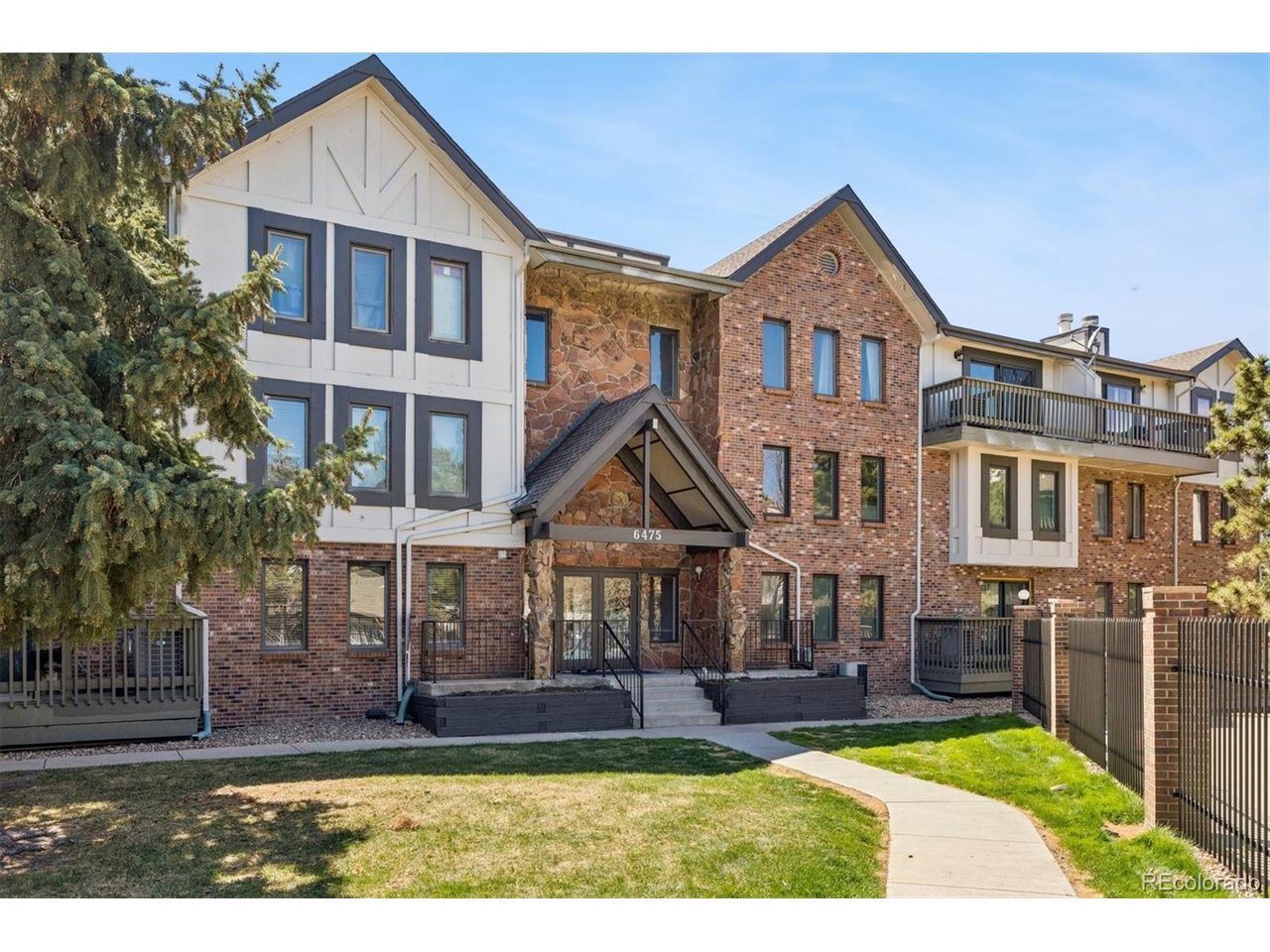 Photo of 6475 S Dayton St #106 Englewood CO 80111