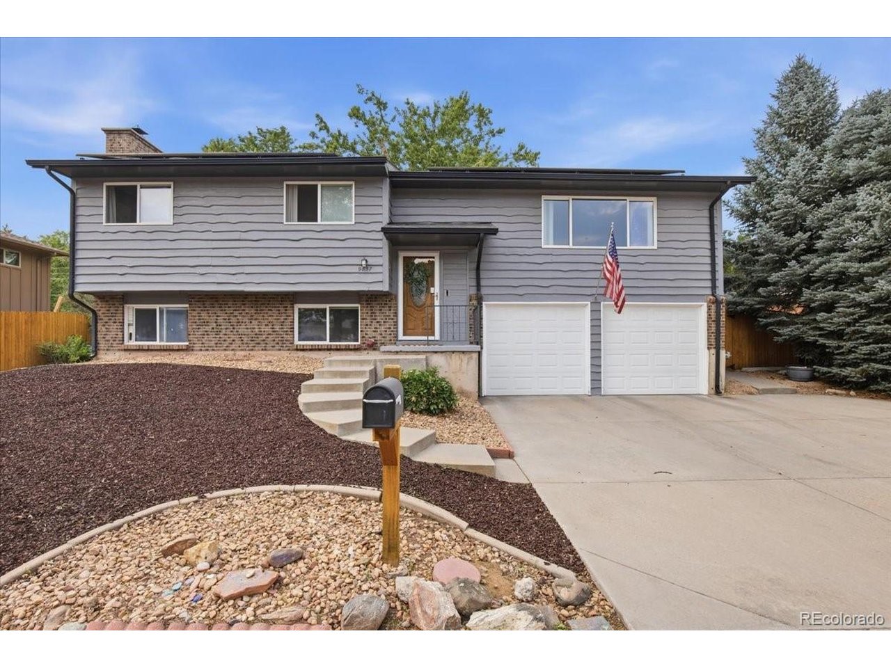 Photo of 9837 W Arizona Ave Lakewood CO 80232