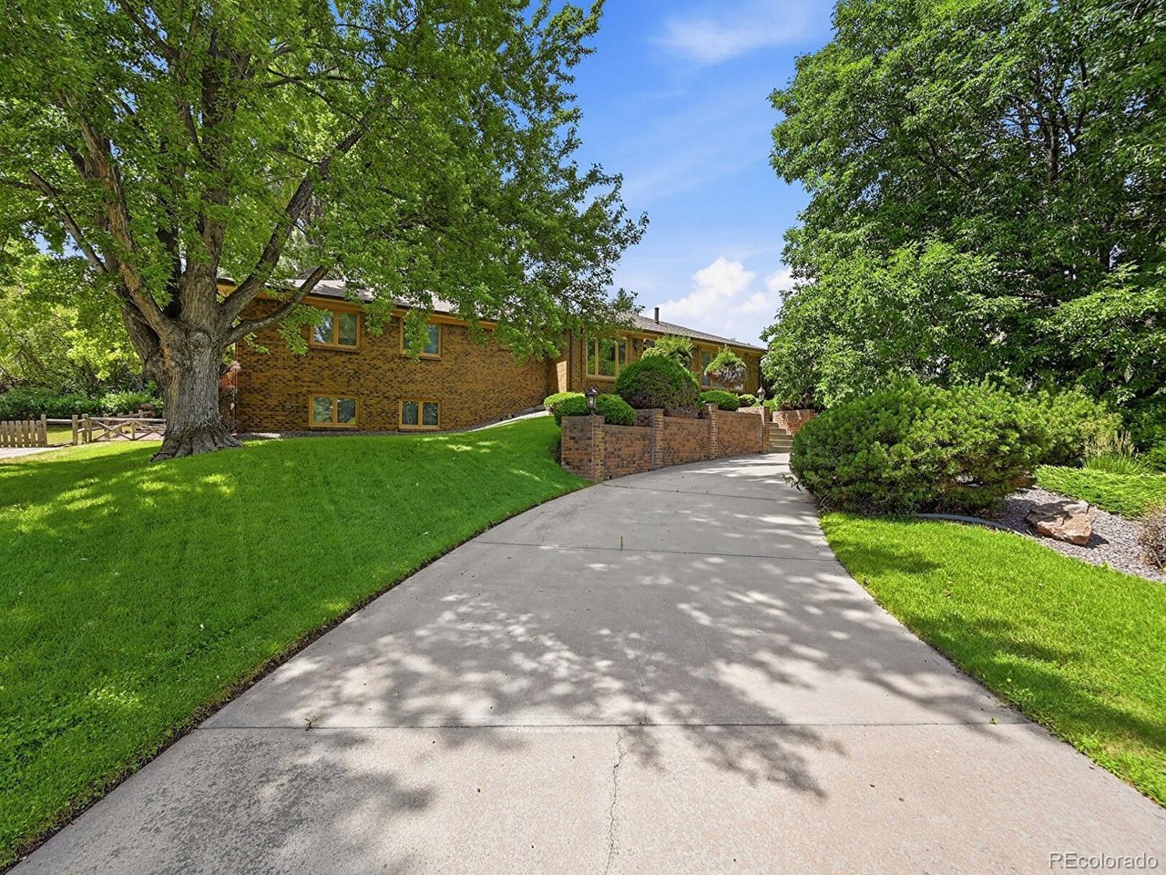 Photo of 30 Dutch Creek Dr Littleton CO 80123