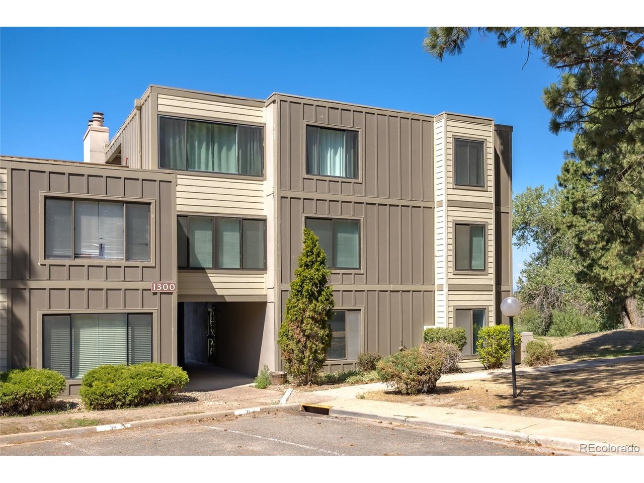 Photo of 2525 S Dayton Way #1301 Denver CO 80231