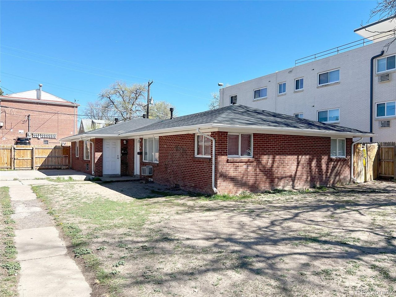 Photo of 1646 Beeler St Aurora CO 80010