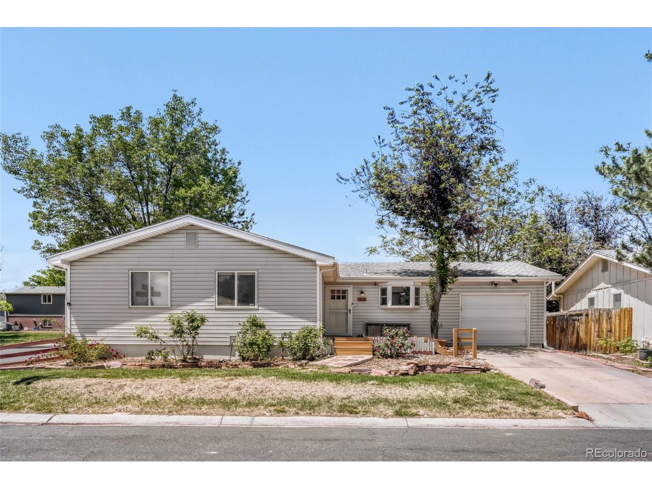 Photo of 445 Hickory Pl Broomfield CO 80020