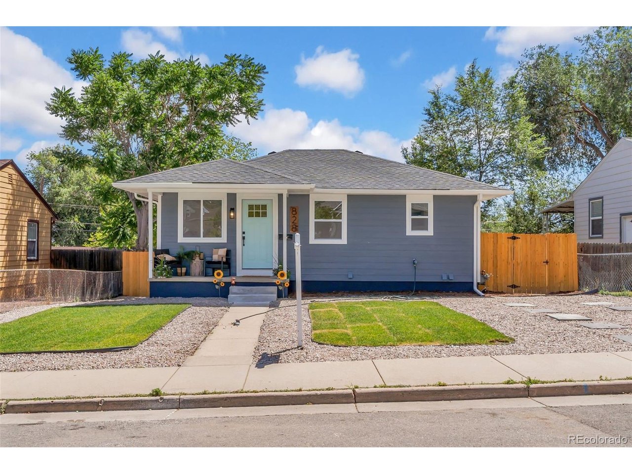Photo of 828 Irving St Denver CO 80204