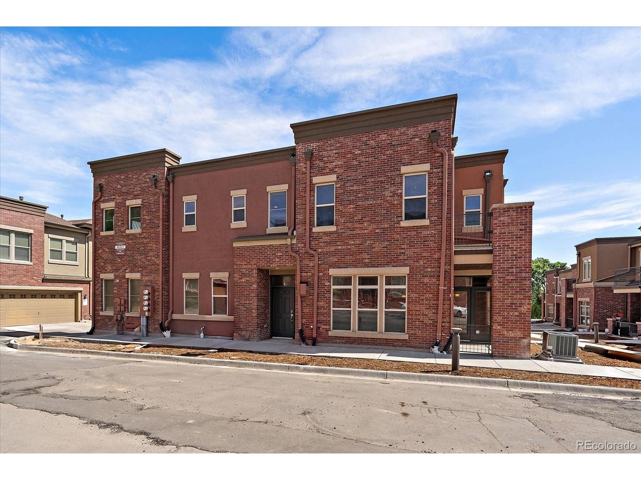 Photo of 8946 E Nichols Pl Englewood CO 80112