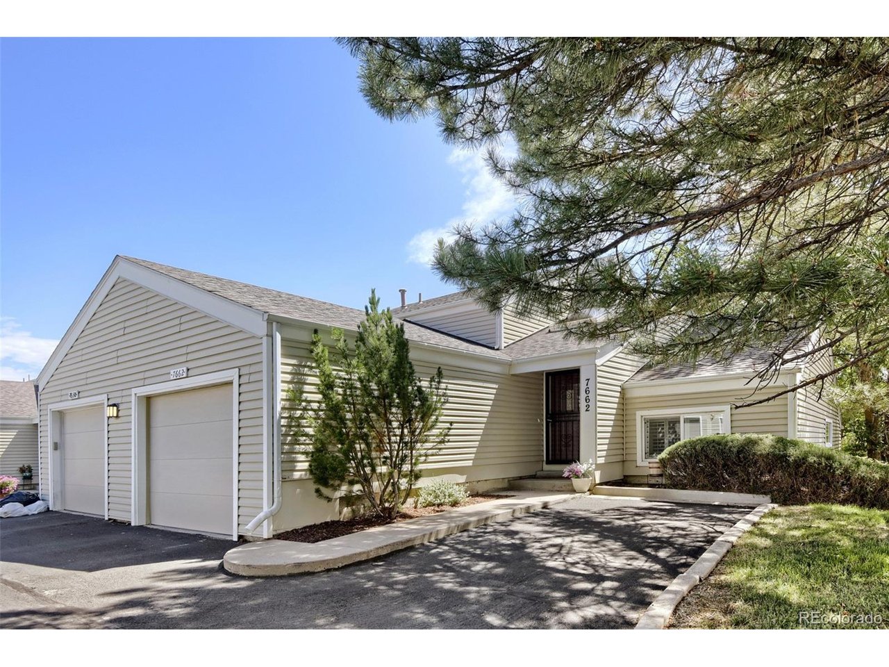 Photo of 7662 S Monaco Cir Englewood CO 80112