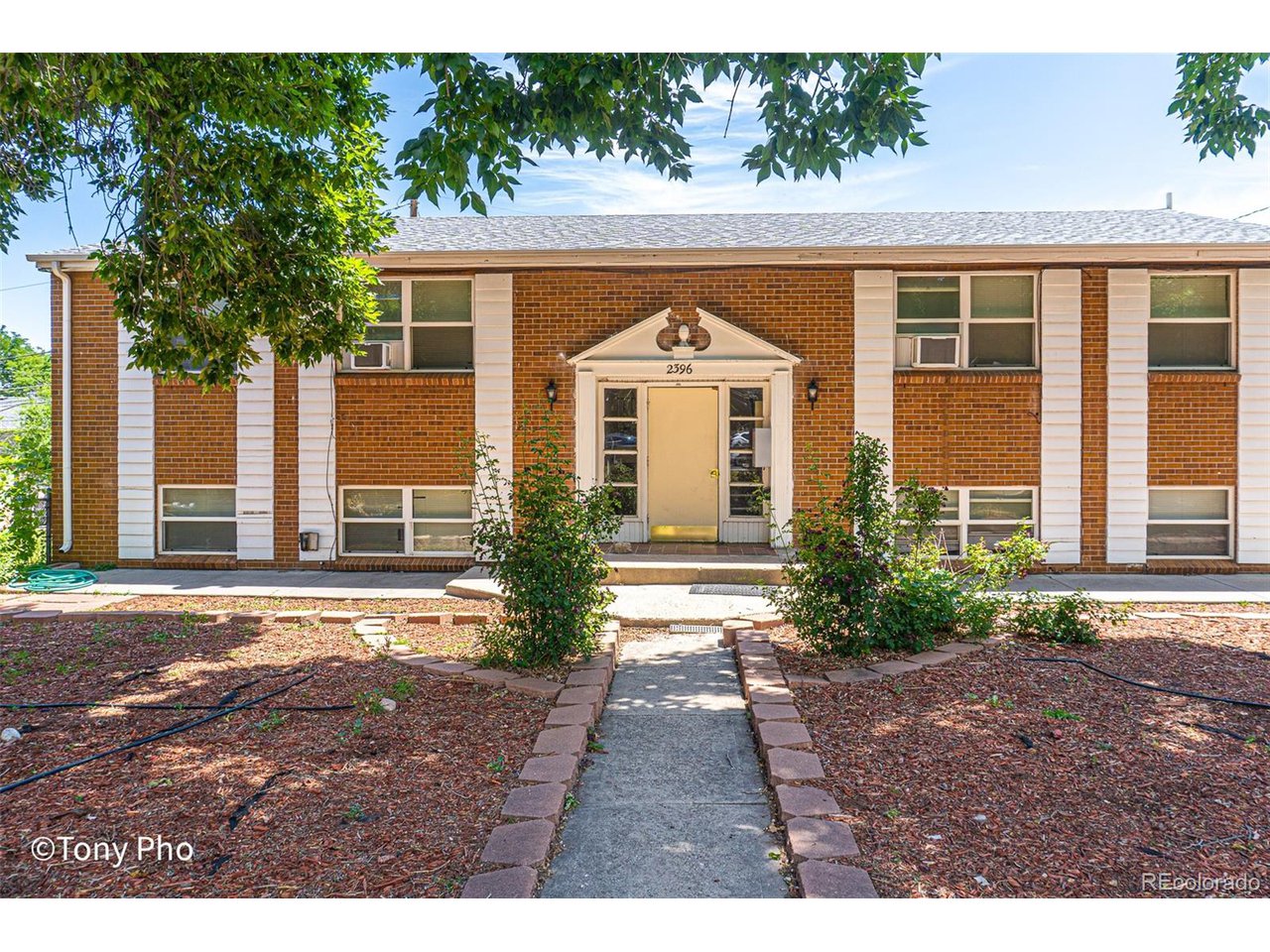 Photo of 2396 S Linden Ct Denver CO 80222