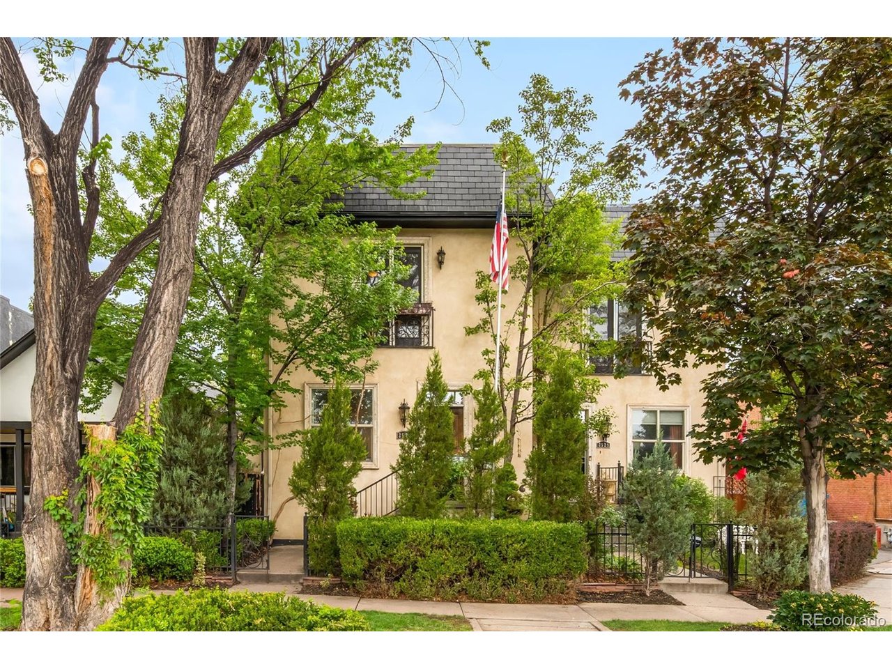Photo of 2527 Tremont Pl Denver CO 80205