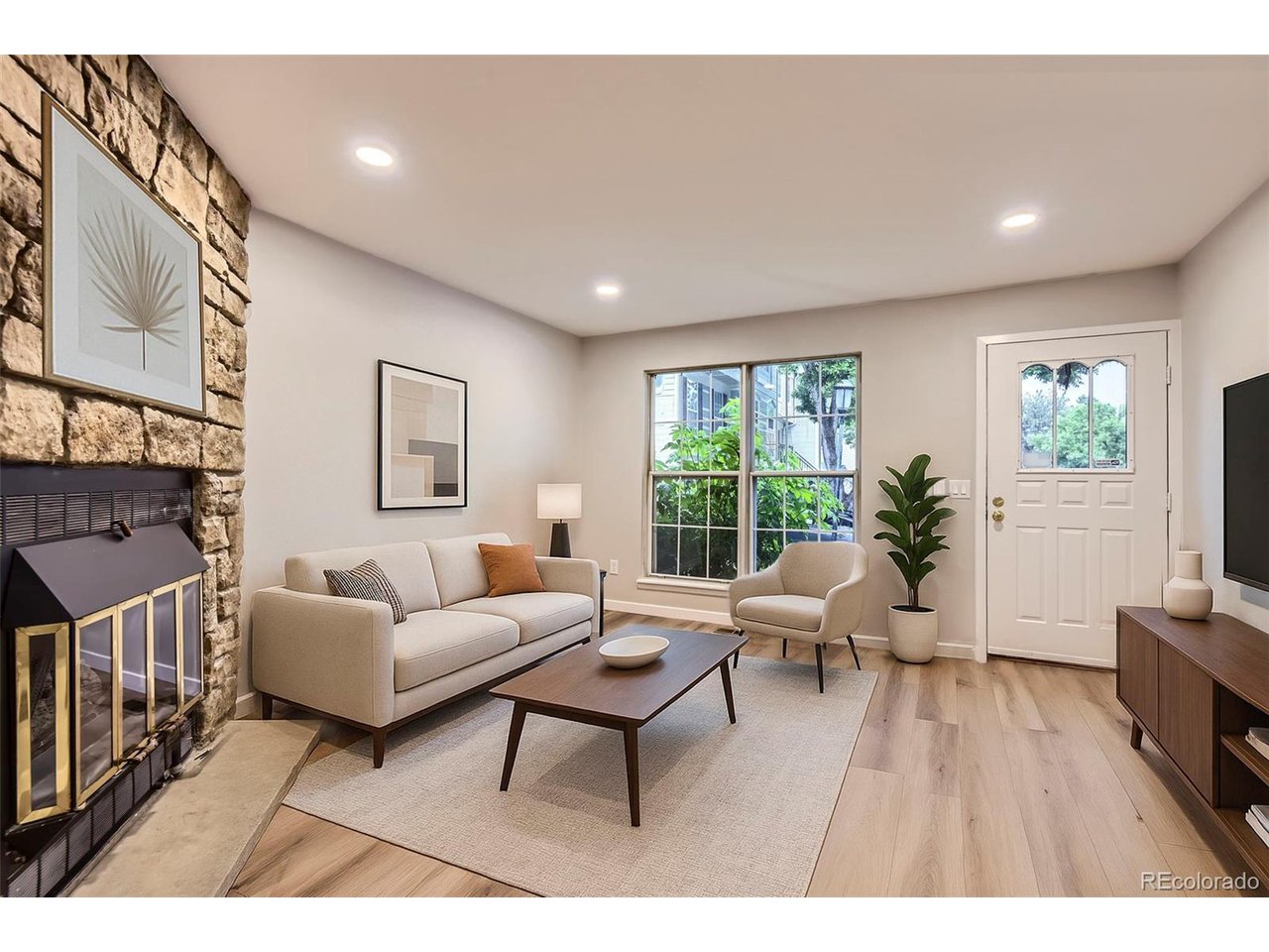 Photo of 1811 S Quebec Way #31 Denver CO 80231