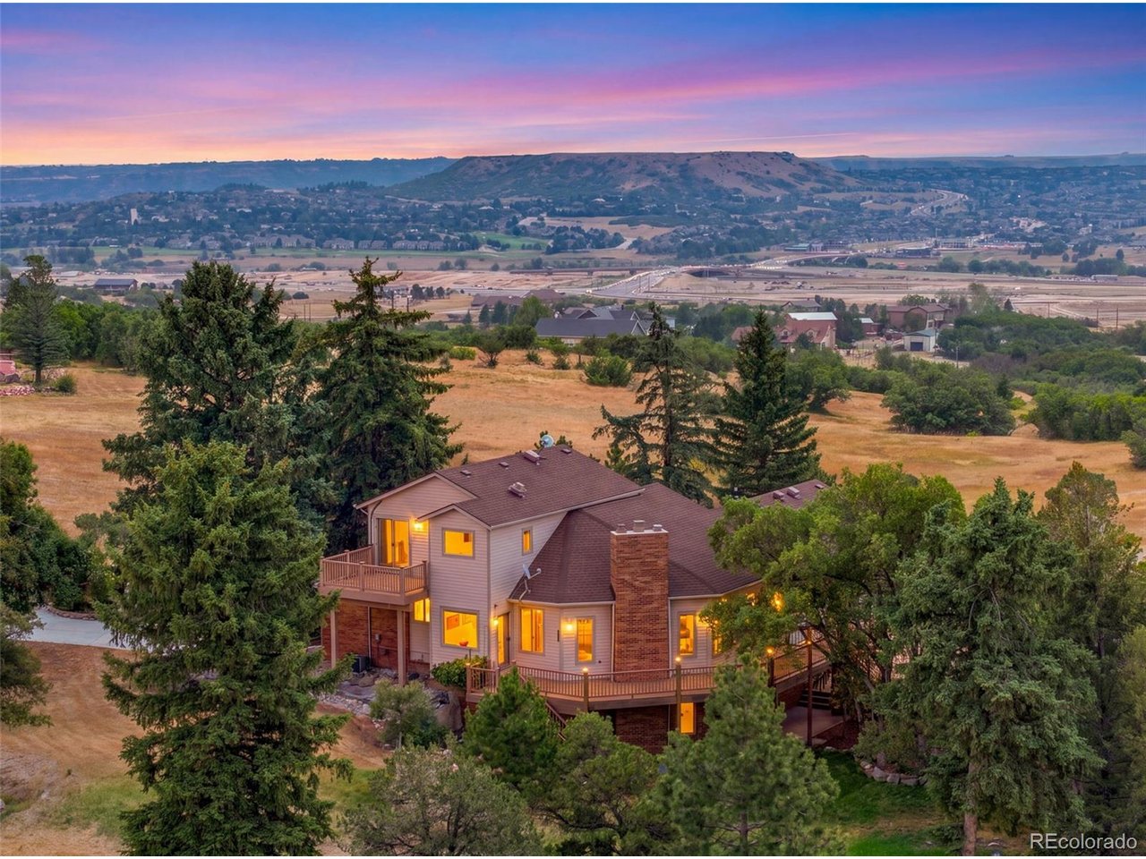 Photo of 806 Twin Oaks Rd Castle Rock CO 80109