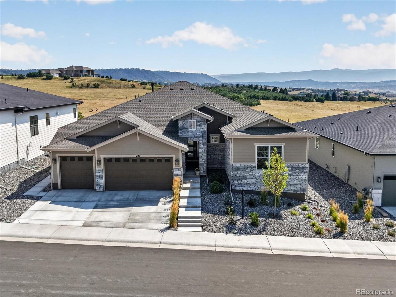 Photo of 227 Scrubjay Ln Castle Rock CO 80104