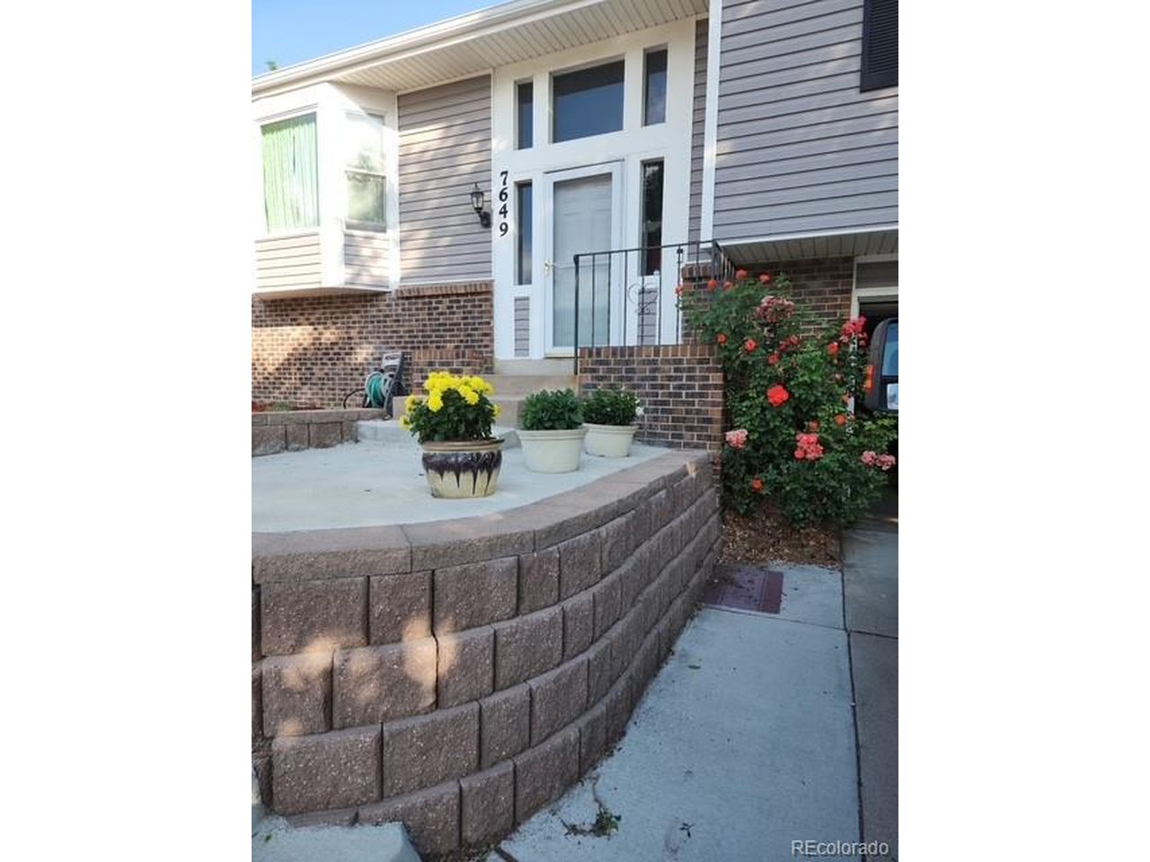 Photo of 7649 W Frost Dr Littleton CO 80128