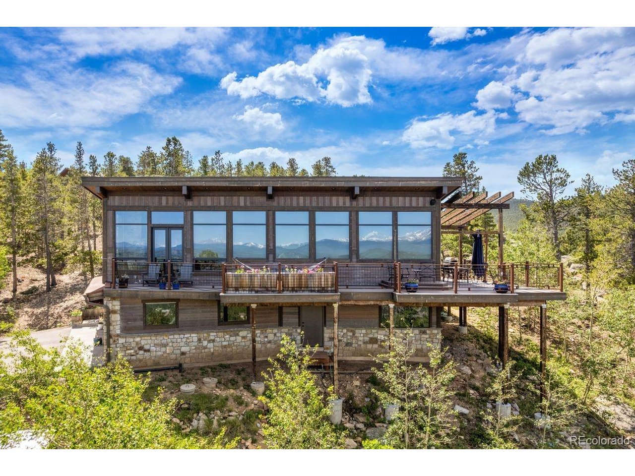 Photo of 843 Indian Peak Rd Golden CO 80403