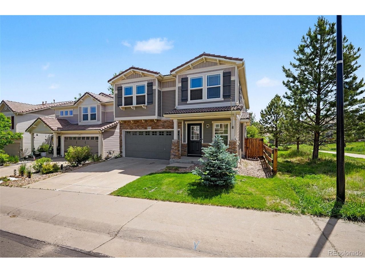 Photo of 2048 Quartz St Castle Rock CO 80109