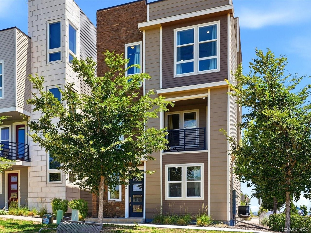 Photo of 11909 Mountview Ln Broomfield CO 80021