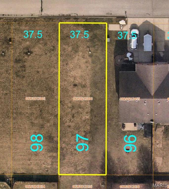 Photo of 2020 Camrose Green Street Belleville IL 62220