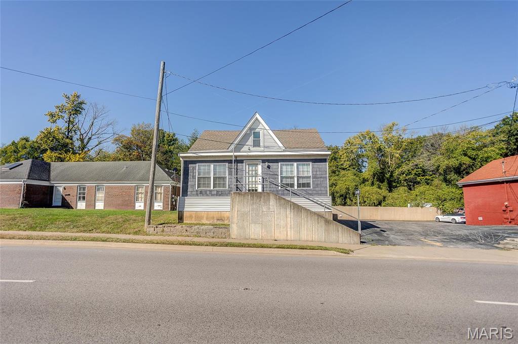 Photo of 6120 Godfrey Road Godfrey IL 62035