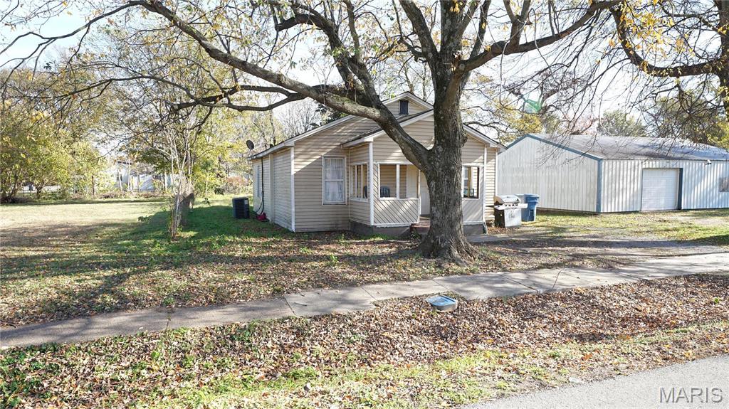 Photo of 604 N 3RD ST Hayti MO 63851
