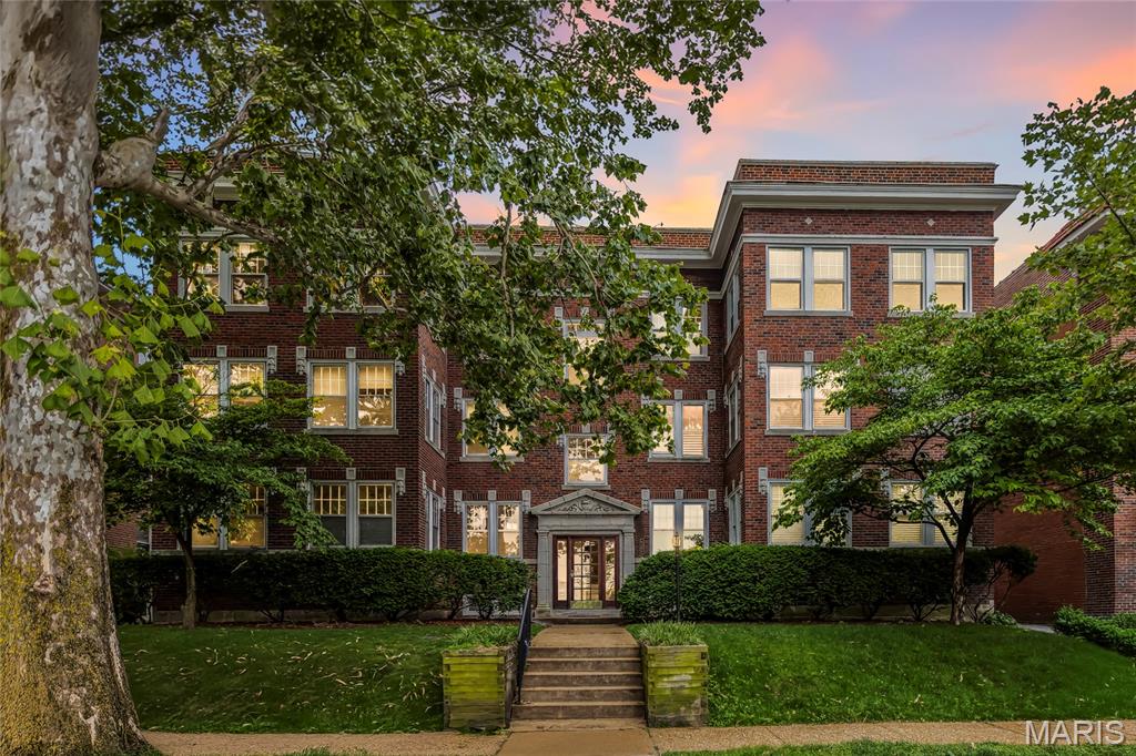 Photo of 6300 Northwood Avenue #3W Clayton MO 63105