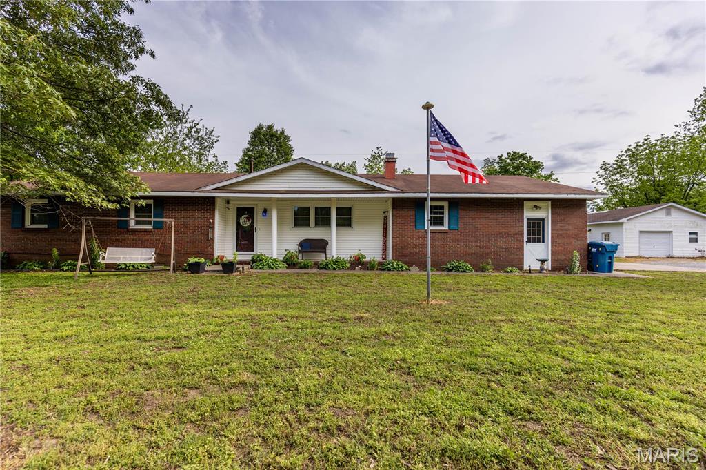 Photo of 211 E Elm Bertrand MO 63823
