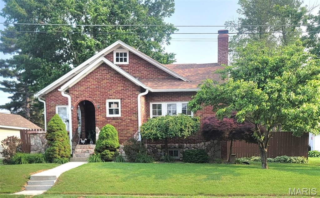 Photo of 323 W Ross Street Palmyra MO 63461
