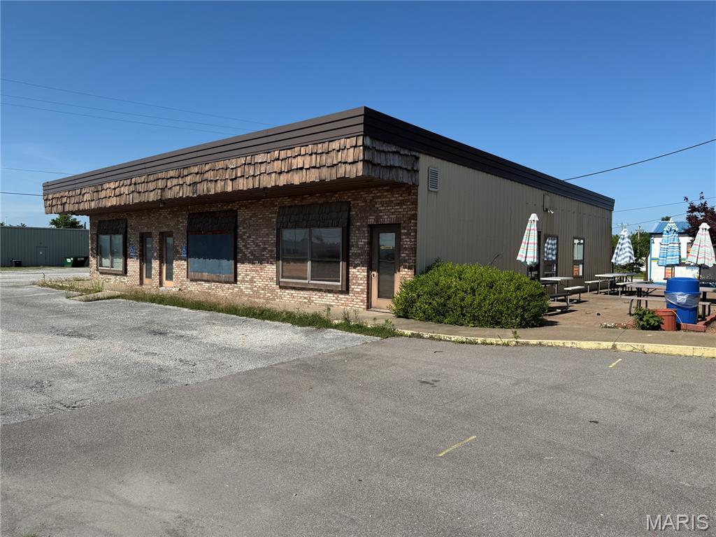 Photo of 1601 N Market Street Sparta IL 62286