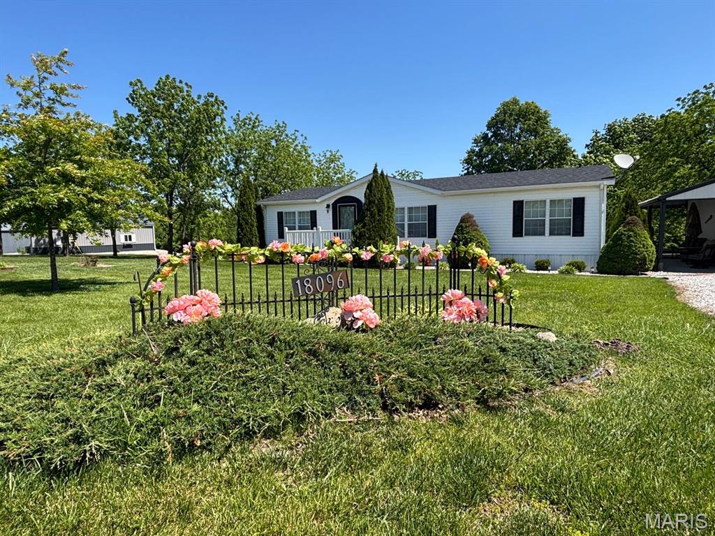 Photo of 18096 Monroe Road 453 Paris MO 65275