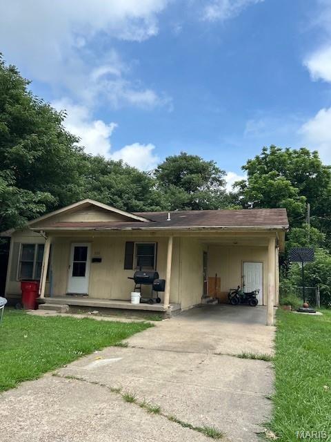 Photo of 408 Carroll Street Sikeston MO 63801