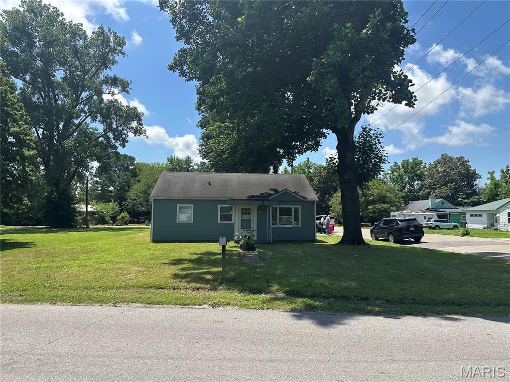 Photo of 849 William Street Sikeston MO 63801