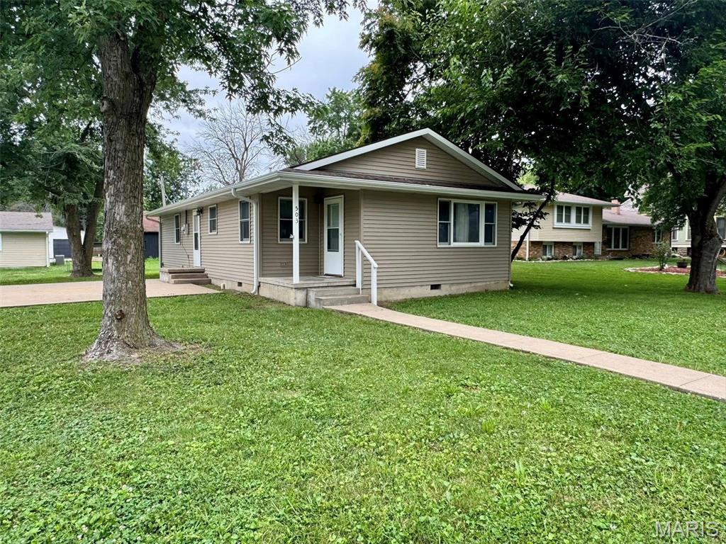 Photo of 503 N Chestnut Street Monroe City MO 63456
