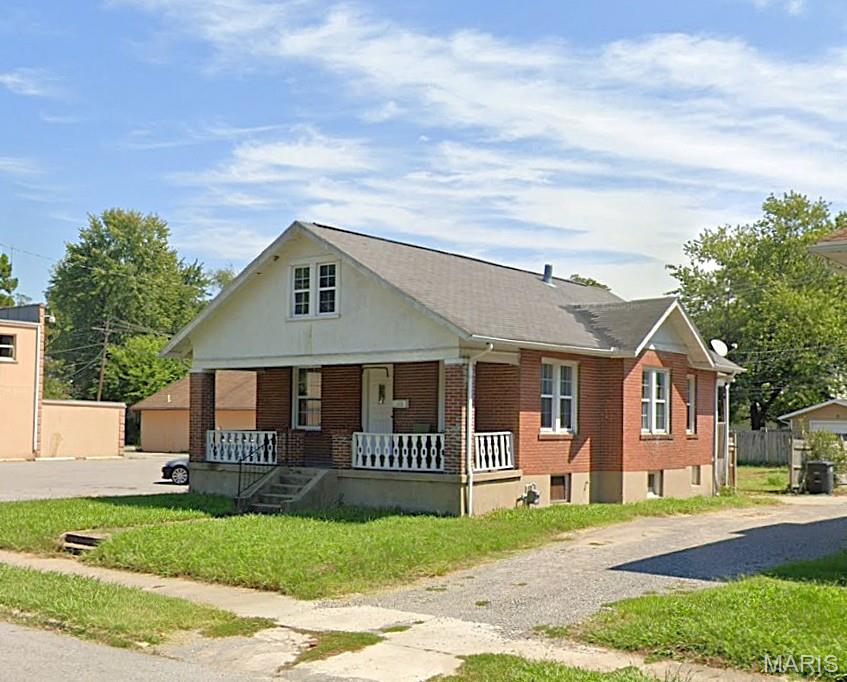 Photo of 26 N Pacific Street Cape Girardeau MO 63701