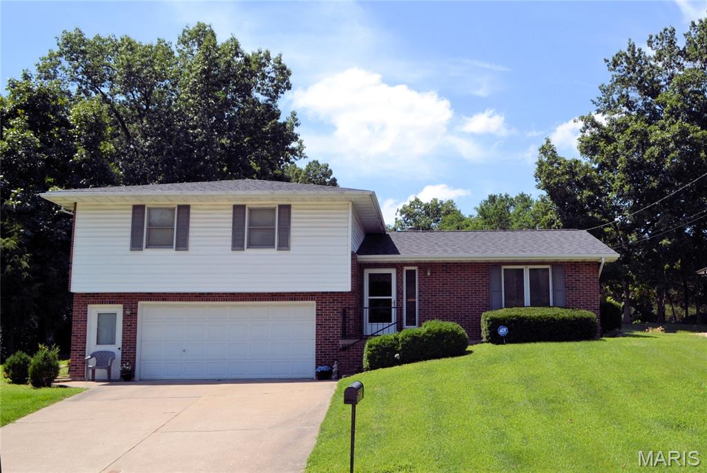 Photo of 11 D Ville Place Hannibal MO 63401