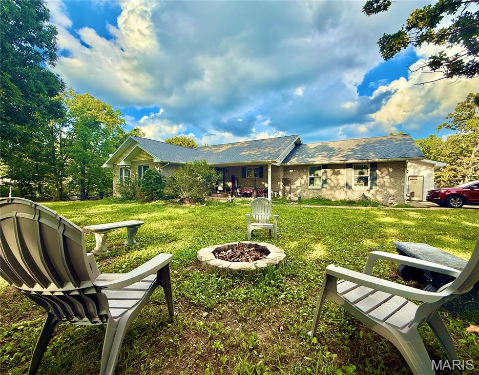 Photo of 13306 Canuck Lane Dixon MO 65459